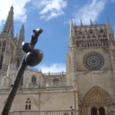 Catedral de Burgos y detalle del peregrino